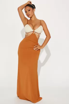 Adella Textured Maxi Dress - Cognac