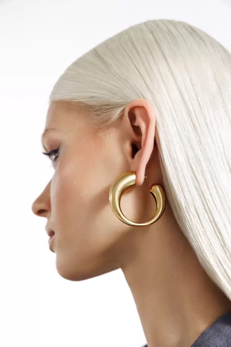 chunky gold hoop earrings