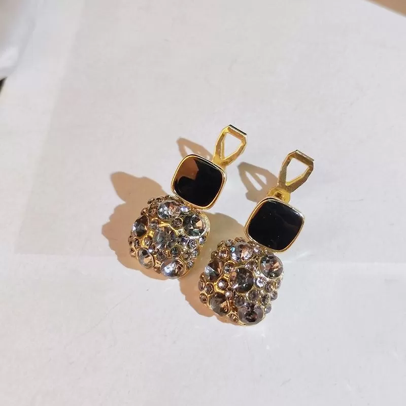 Fashion Geometric Clip Earrings