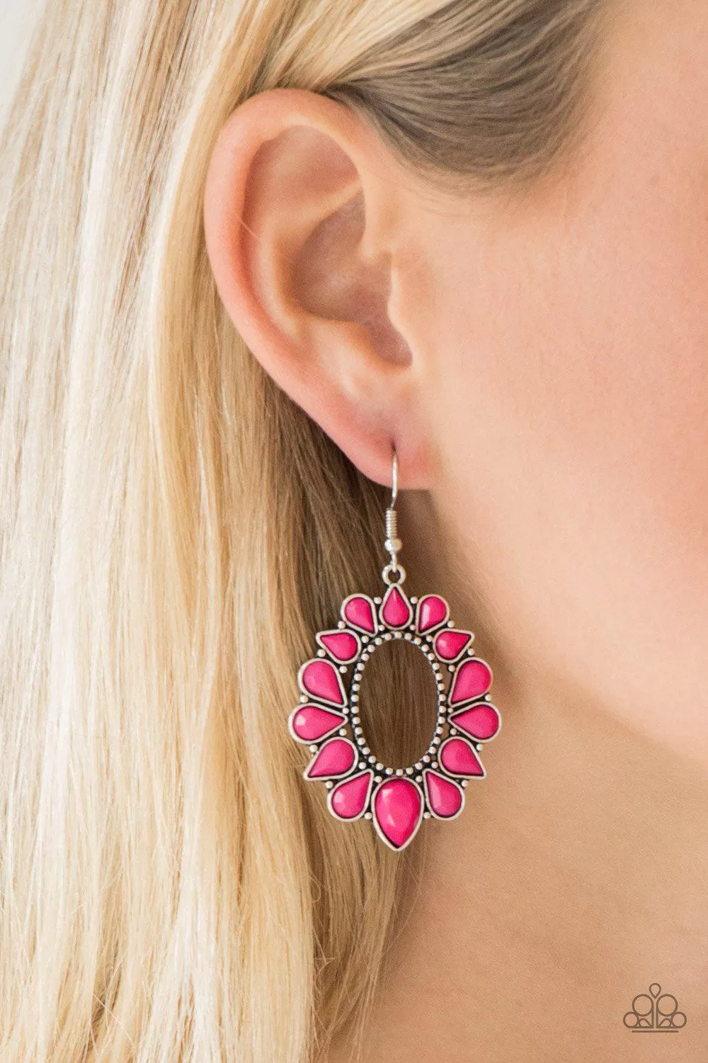 Fashionista Flavor Pink Earrings - Paparazzi Accessories