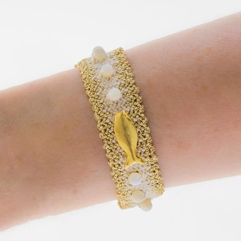 Handmade Macrame Ecru Gold Fish Bracelet