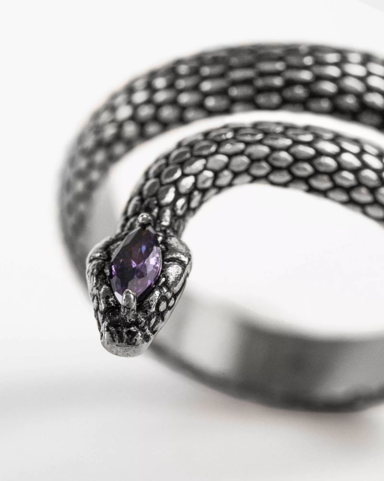 Sorcerer Serpent Ring