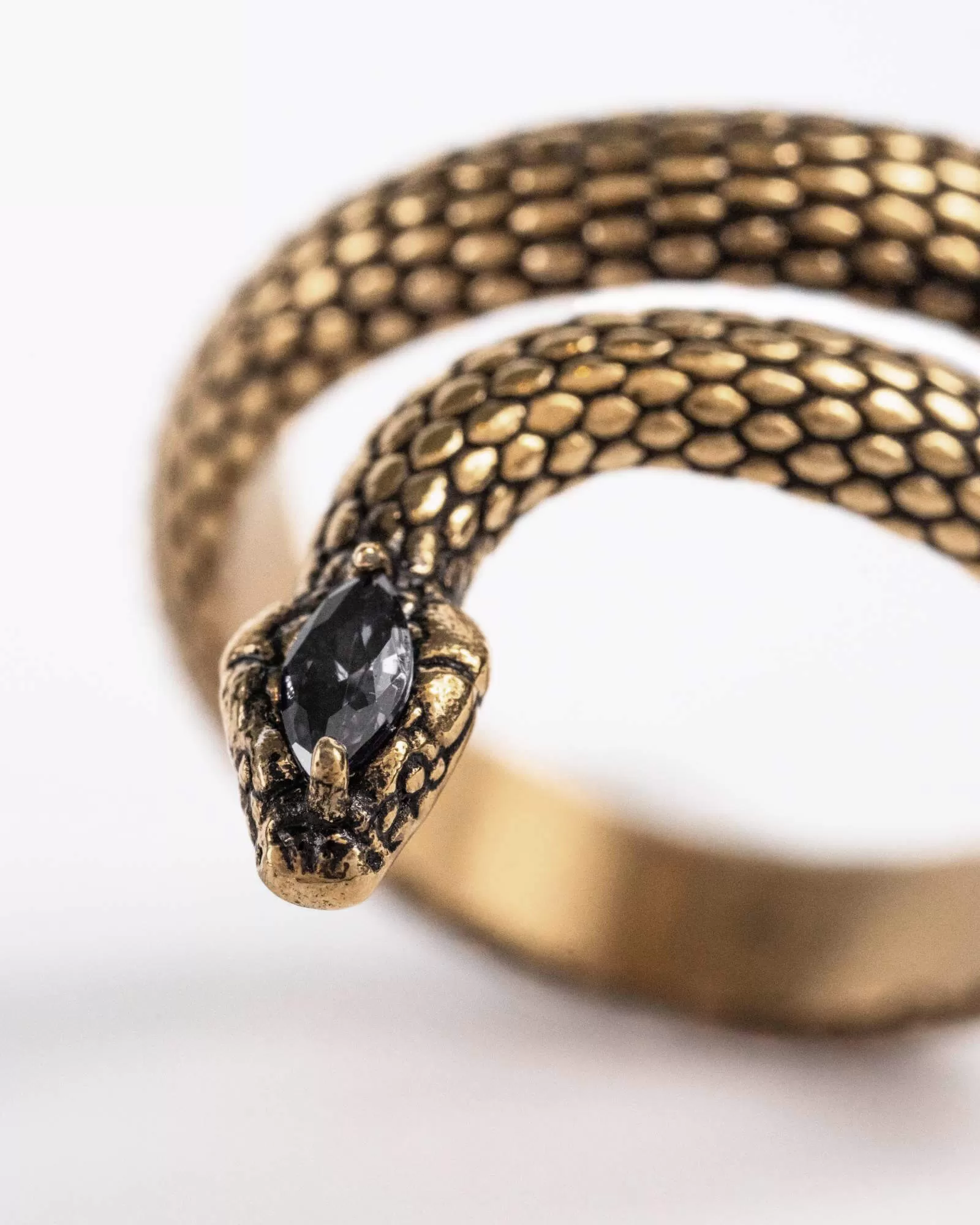 Sorcerer Serpent Ring