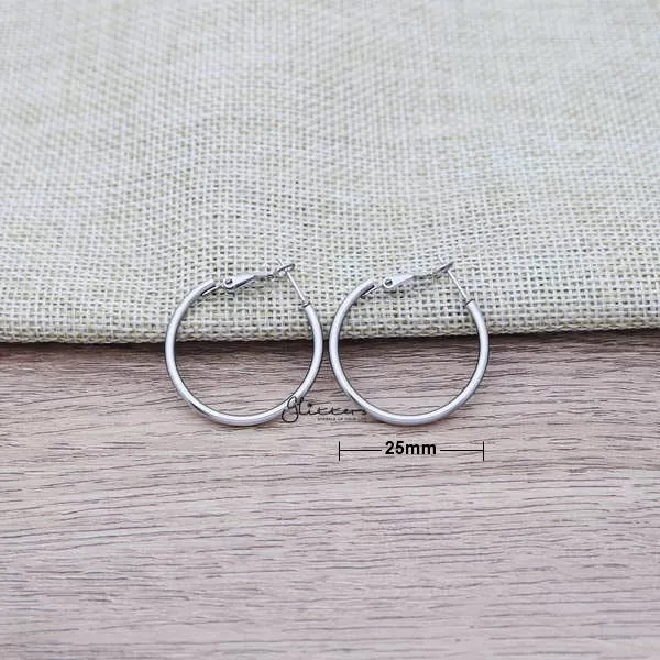 Stainless Steel Plain Wire Circle Hoop Women's Earrings - Silver